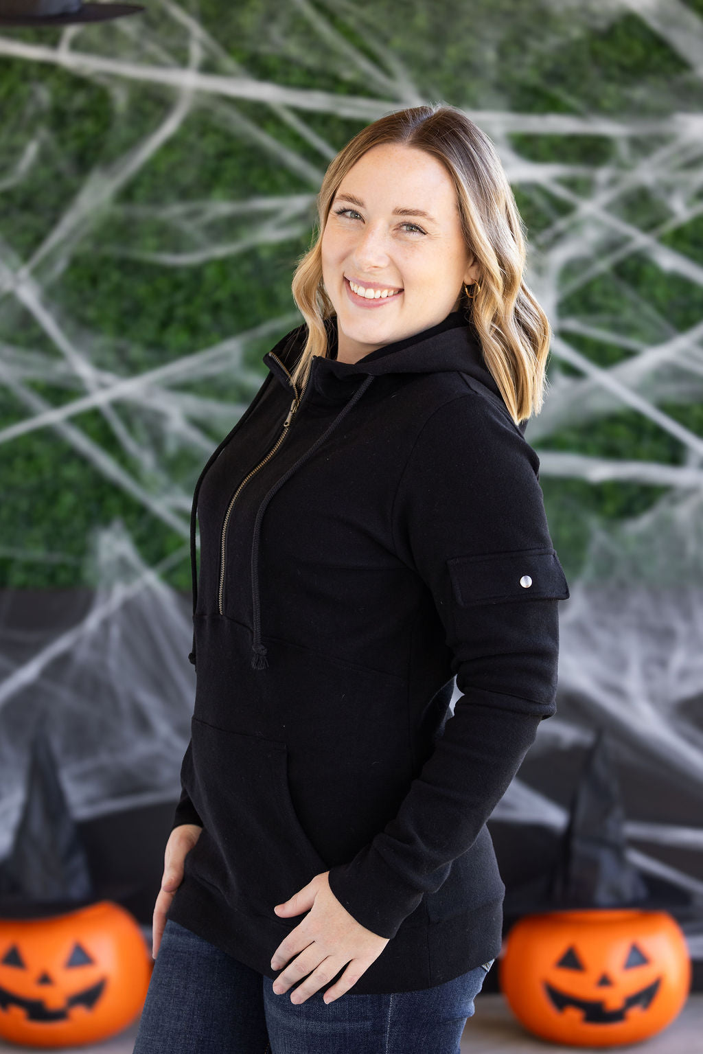 Pixie Pocket Halfzip Hoodie - Black